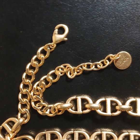 CHRISTIAN DIOR CHAIN CD 8 - Picture 7 of 9